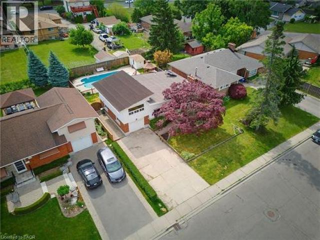 24 Grande Avenue, Stoney Creek, ON, L8G 2E1 house for sale | Listing ID 40838 | Royal LePage