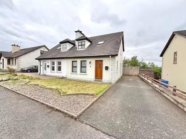 24 Grasmere Court