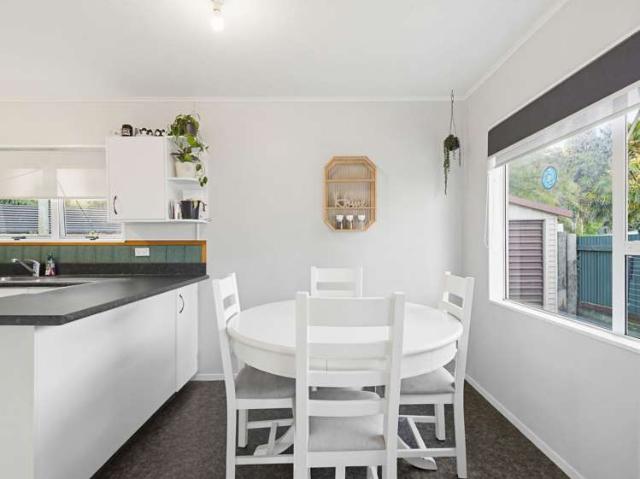 24 Hill Road, Bay View, Napier City