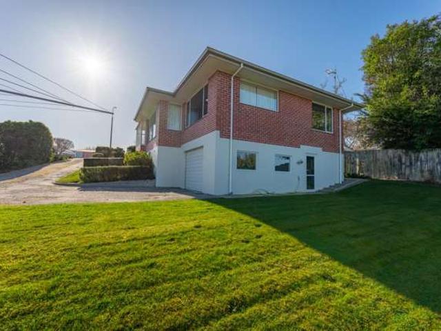 24 Hill View Crescent, Highfield, Timaru