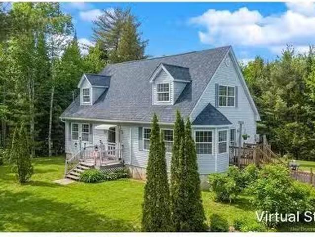 24 Kuzyk Crt, Burton, NB, E2V 4V5 house for sale Listing ID.