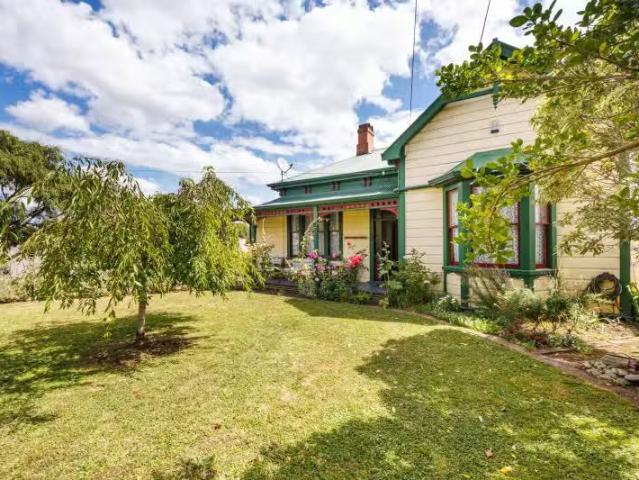 24 Lytton Street, Feilding, Manawatu For Sale