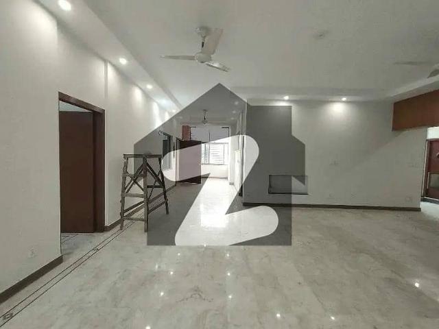 24 Marla 5 Bed House