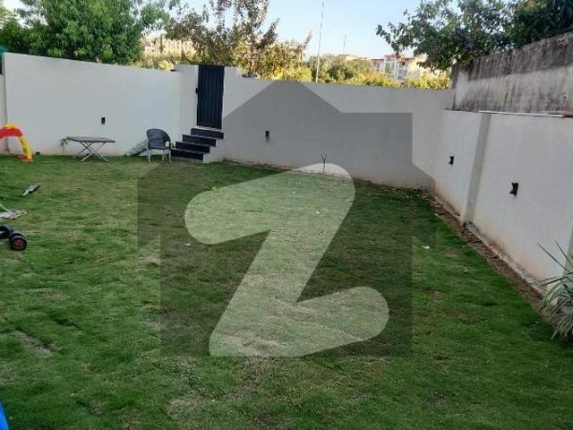 24 Marla 7 bedroom triple unit house available for sale DHA Defence Phase 1