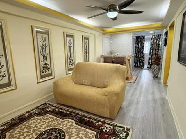 24 Marsiling Drive HDB Apartment For Rent, $3,000, 2 Bed 2 Bath 721 sqft $4.16 psf