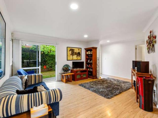 24 Milan Drive, Glen Eden, Waitakere City
