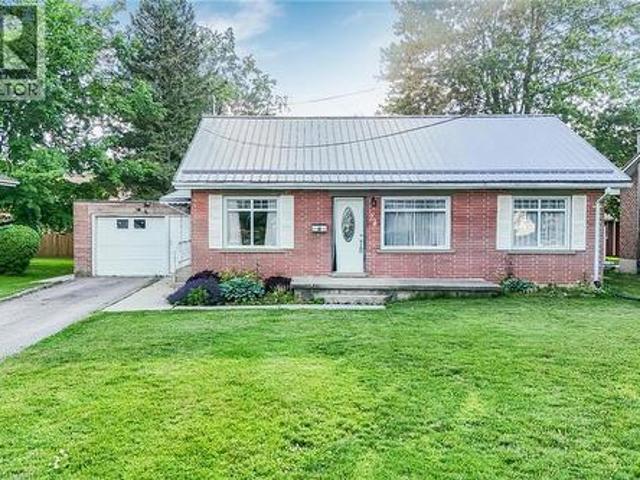 24 Park Street, Aylmer, ON, N5H 2P3 house for sale | Listing ID 40838 | Royal LePage