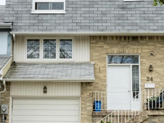 24 Primrose Crescent, Brampton | 3+1Beds/3Bath, Townhouse, $700,000 | Condos. Ca