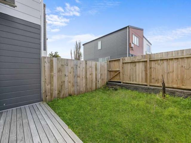 2/4 Ranier Street, Ellerslie, Auckland City