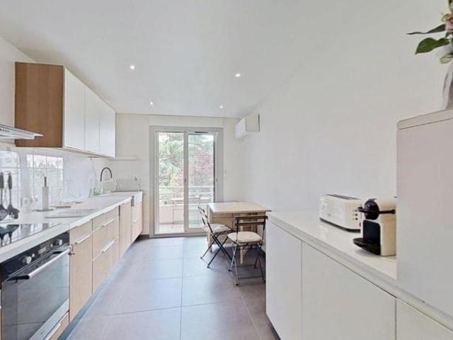 24 Rue Pierre Robin Lyon 69007 T3 Meublé 1290 CC