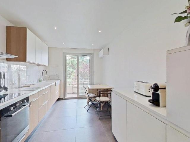24 Rue Pierre Robin Lyon 69007 T3 Meublé 1290 €CC