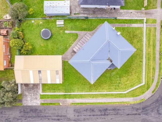 24 Selwyn Crescent, College Estate, Whanganui