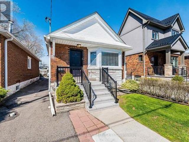 24 Seventh Street, Toronto, ON, M8V 3B2 house for lease | Listing ID W13078 | Royal LePage