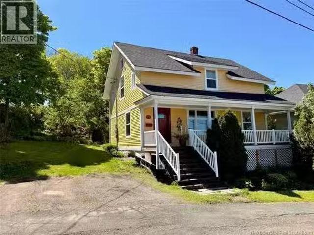 24 Stanley Street, Campbellton, NB, E3N 1G9 house for sale.
