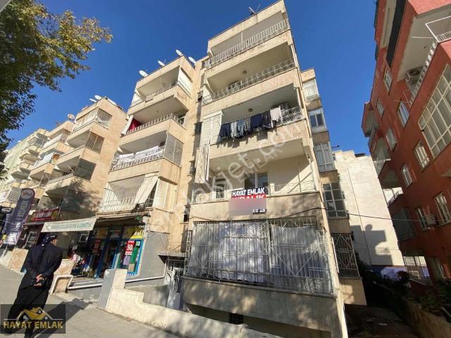 24m Cadde Üzeri 2+1 Daire ev/ofis Kiralık