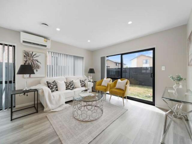 24A Valentine Street, Papakura