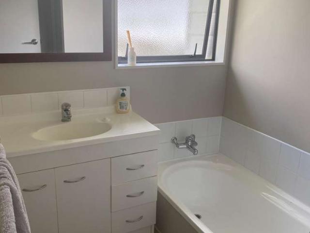 24B Warwick Place, Brookfield, Tauranga