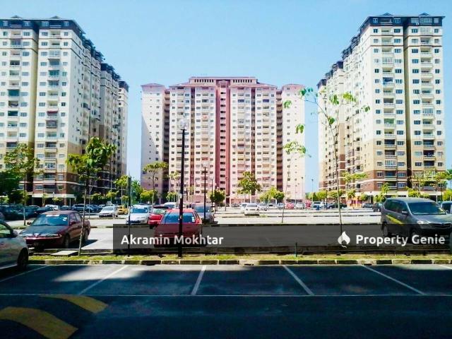 24H Security & 1 Parking | Laguna Biru 1 Apartment, Jln Tasik Biru, Tmn Tasik Biru Kundang