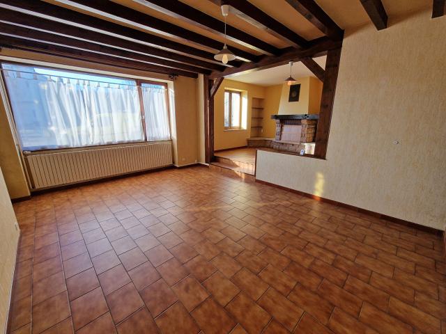 24JG1090 Appartement 3 pièce s + garage