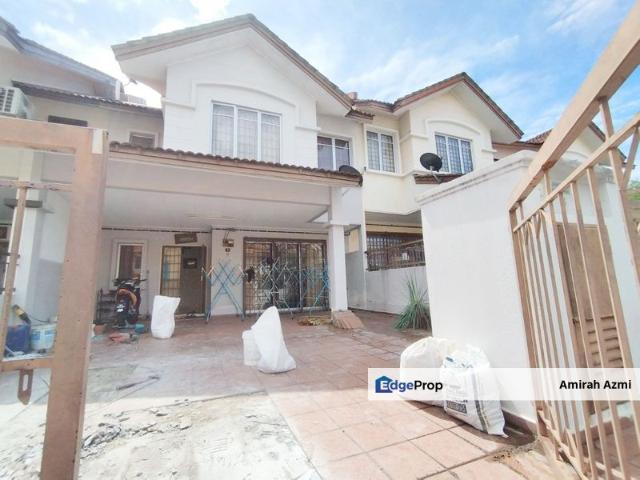 24x65 Double Storey Terrace House Bandar Puncak Alam