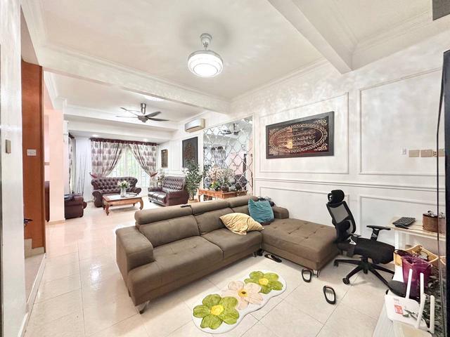 24x70 sf FACING OPEN Double Storey Bukit Bandaraya U11 Shah Alam