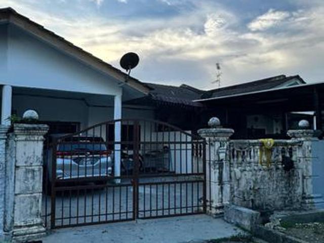 24x75 1800sqft Single Storey Terrace House for sale Senai Taman Dasa