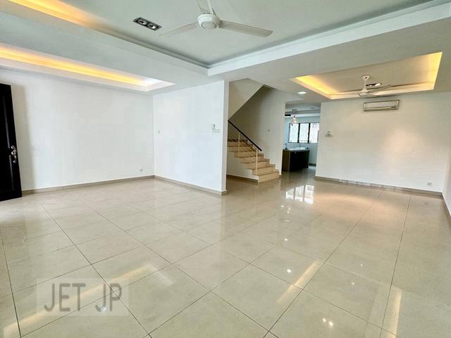 24x75 Norica Bukit Tinggi 2 Facing Open Superlink Renovated Limited