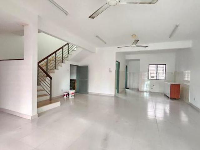 24x80 Double Storey Superlink Cahaya SPK U9 Shah Alam Near DASH Elmina