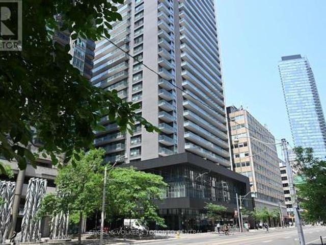 2504 Bay Street, Toronto, ON, M5G 0A6 condo for sale | Listing ID C13472 | Royal LePage