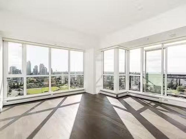 2504 10777 University Drive, Surrey, BC, V3T 0E6 Single Fami.