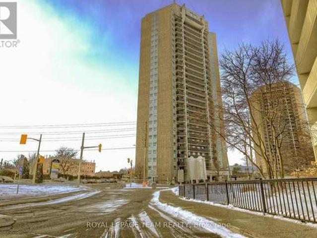 2504 1 Prince Of Wales Drive, Ottawa, ON, K2C 3N5 condo for sale | Listing ID X11974 | Royal LePage