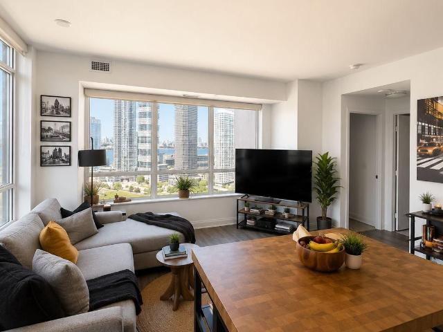2509 36 Park Lawn Road, Etobicoke | 1+1Beds/1Bath, Condo, $2,400/mo | Condos. Ca
