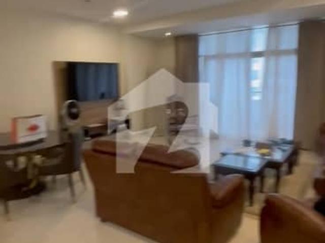 2500 Sqft 3 Bedrooms Apartment Sea Facing Is Available For Sale