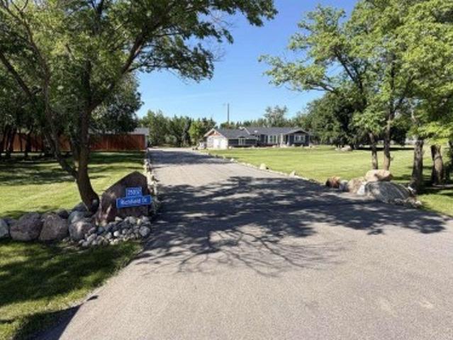 25032 Richfield Road, Rural Sturgeon County, AB, T8T 1H8 house for sale | Listing ID E4497 | Royal LePage