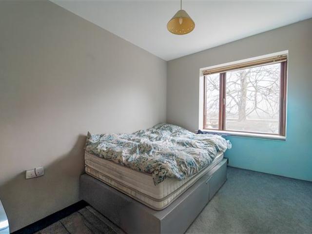 250,000 | Apartment 20, Amberwood, Mulhuddart, Dublin 15 REA McGee 4988 MyHome. Ie Residential