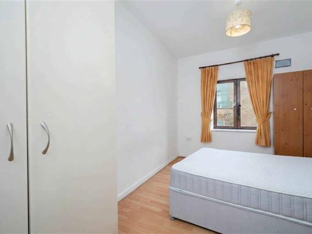250,000 | 140 Bertram Court, Lamb Alley, Dublin 8, Dublin, D08 TK70 Ray Cooke Auctioneers 5008 MyHome. Ie Residential