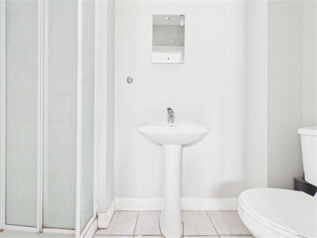 250,000 | 15 Carmody Square, Fairgreen, Portlaoise, Co. Laois DNG Kelly 4991 MyHome. Ie Residential