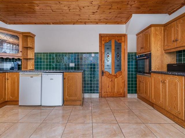 250,000 | 2 Woodside Park, Kildare Town, Kildare AMOVE 5006 MyHome. Ie Residential
