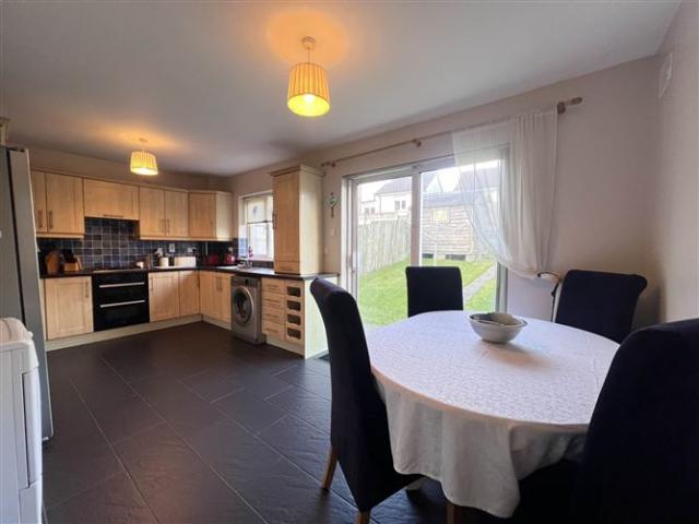 Sale Agreed | 49 Ard Aoibhinn, Clonmel, County Tipperary P F Quirke & Co Ltd 4987 MyHome. Ie Residential