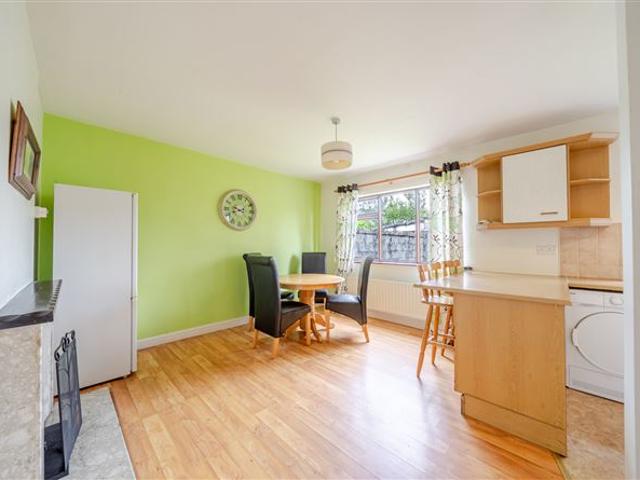 250,000 | 4A Belvedere Court, Newtown, Castlebar, Co. Mayo O'Toole Westport 5011 MyHome. Ie Residential