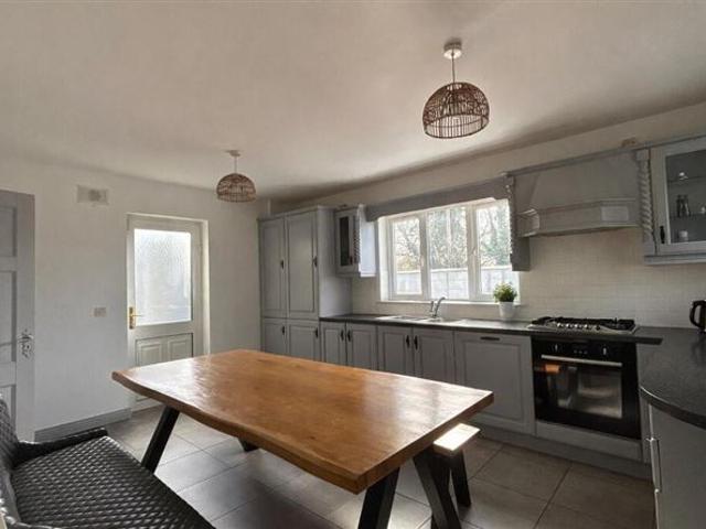 Sale Agreed | 6 Gort An Ã? Ir, Clonmel, Tipperary REA Stokes & Quirke 4986 MyHome. Ie Residential