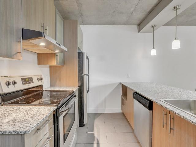 250 260 270 Maisonneuve 2 Bedroom Apartment for Rent at 260 Boul Maisonneuve, Gatineau, QC J8X 3N8 Hull/Quartier de I'Oree du Parc