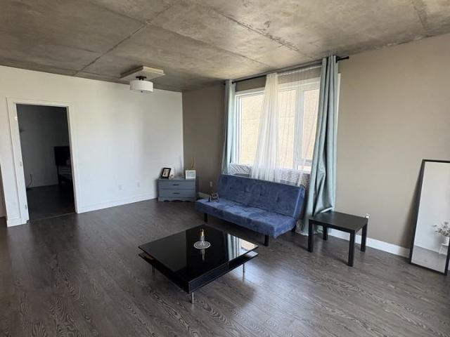 250 260 270 Maisonneuve 2 Bedroom Apartment for Rent at 260 Boul Maisonneuve, Gatineau, QC J8X 3N8 Hull/Quartier de I'Oree du Parc