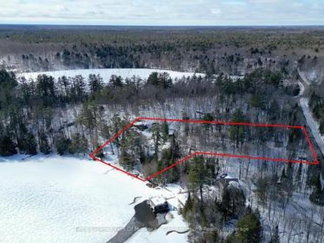 250 Clear Lake Road, Seguin, ON, P2A 2W8 Luxury House for sale | Listing ID X13007 | Royal LePage Carriage Trade Luxury Properties