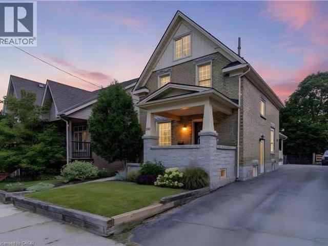250 Herbert Street, Waterloo, ON, N2J 1V2 house for sale | Listing ID 40856 | Royal LePage