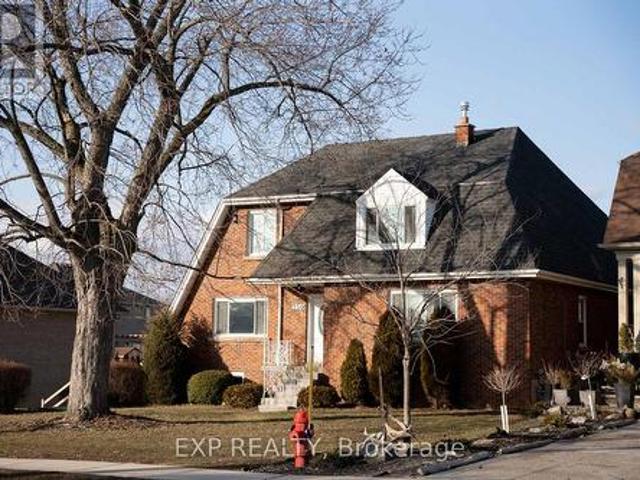 250 Highland Road W, Hamilton, ON, L8J 3T7 house for sale | Listing ID X12137 | Royal LePage
