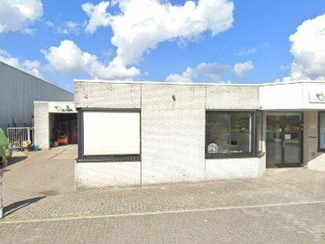 250 m2 office space for rent in Diemen