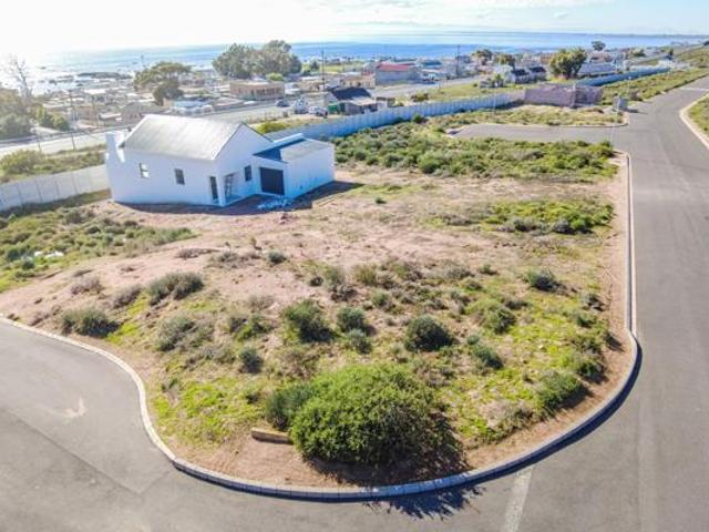 250 m² Land available in Steenbergs Cove