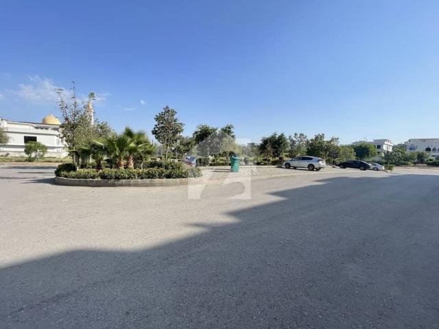 250 Square Feet Ground Floor Shop Available For Sale In Topcity 1 Islamabad