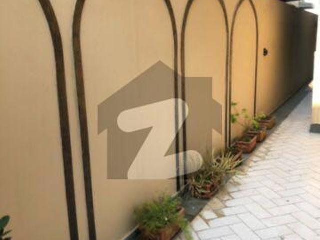 250 Sq Yard House Available For Rent At Clifton Block 4